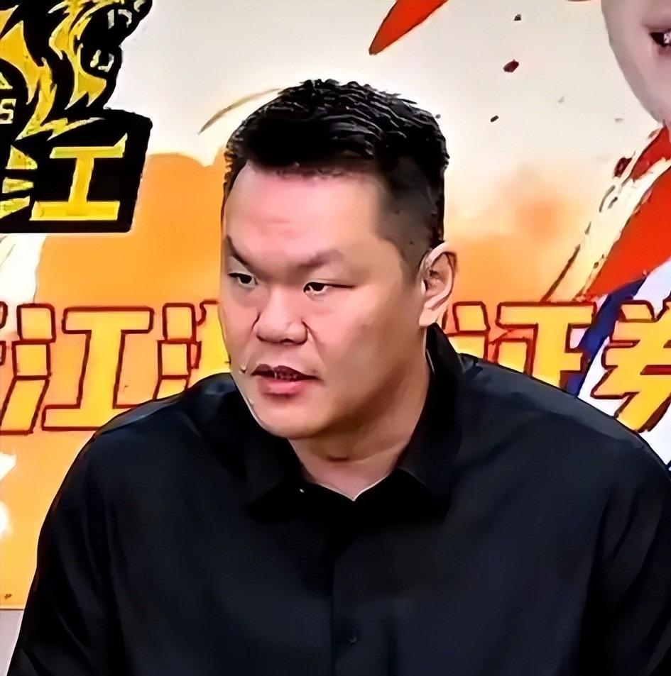 利物浦阿森纳盯上皇马27岁后卫,他却不想走
